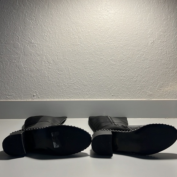 Adrianna Papell - Picture 3 of 4